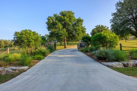 279 Achtzehn Road Fredericksburg TX 78624