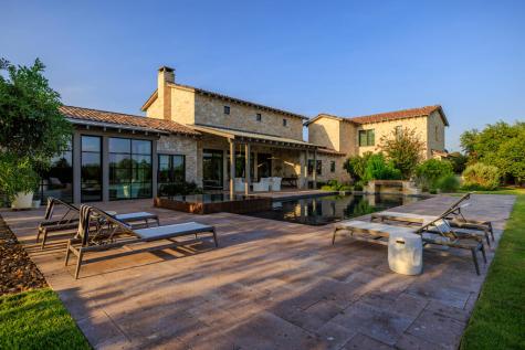 279 Achtzehn Road Fredericksburg TX 78624