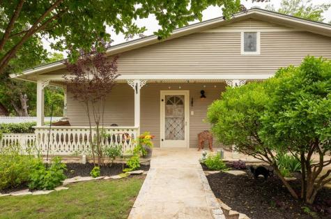 217 W Creek Street Fredericksburg TX 78624