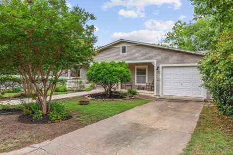 217 W Creek Street Fredericksburg TX 78624