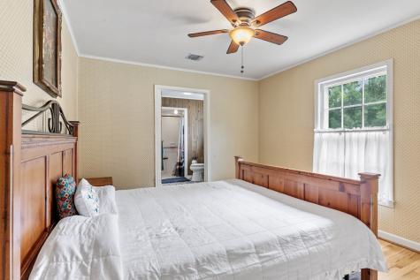 217 W Creek Street Fredericksburg TX 78624