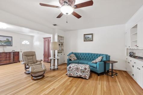 217 W Creek Street Fredericksburg TX 78624