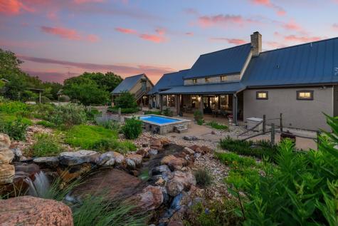 380 Oxen Trail Fredericksburg TX 78624
