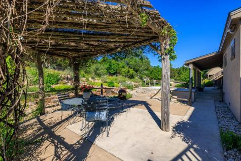 380 Oxen Trail Fredericksburg TX 78624