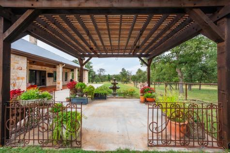 1554 Vintage Oaks Drive Fredericksburg TX 78624