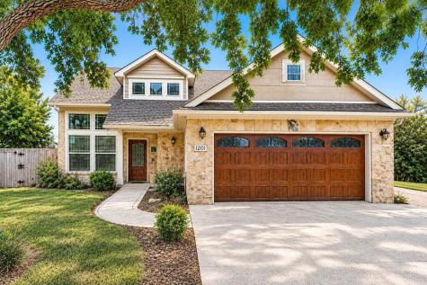 1201 Doe Run Hollow Fredericksburg TX 78624