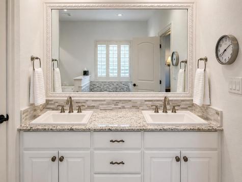 1201 Doe Run Hollow Fredericksburg TX 78624