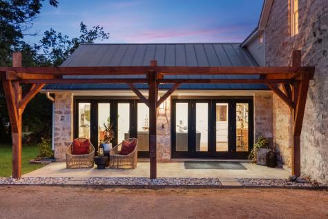 271 Smokehouse Road Fredericksburg TX 78624