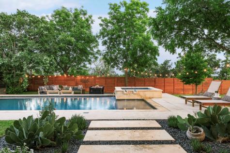 271 Smokehouse Road Fredericksburg TX 78624