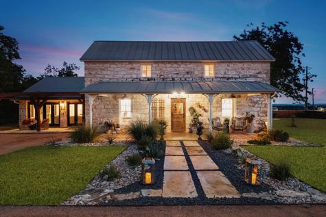 271 Smokehouse Road Fredericksburg TX 78624