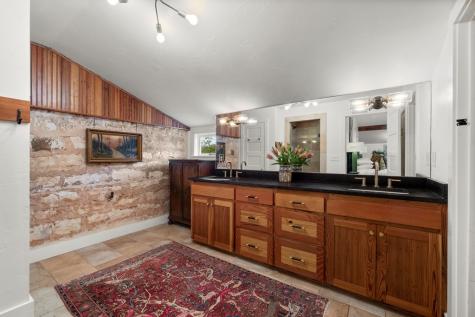271 Smokehouse Road Fredericksburg TX 78624