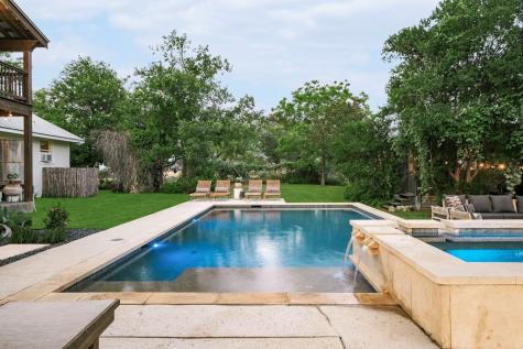 271 Smokehouse Road Fredericksburg TX 78624