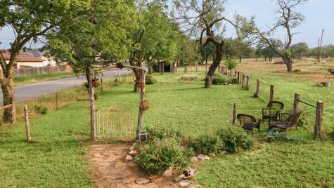 271 Smokehouse Road Fredericksburg TX 78624