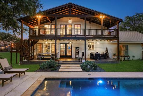 271 Smokehouse Road Fredericksburg TX 78624