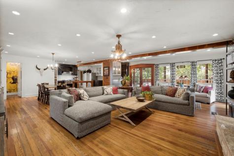 271 Smokehouse Road Fredericksburg TX 78624