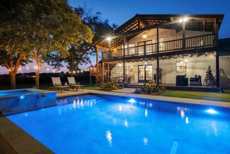 271 Smokehouse Road Fredericksburg TX 78624