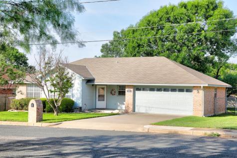 107 W Grothe Street Fredericksburg TX 78624