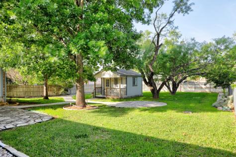 107 W Grothe Street Fredericksburg TX 78624