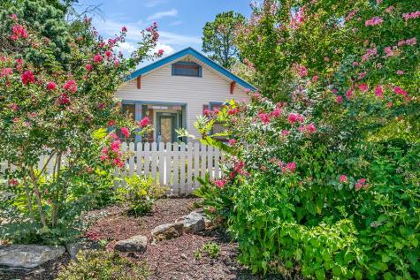 511 W Austin Street Fredericksburg TX 78624