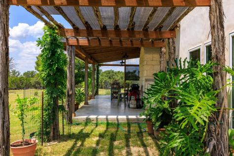 456 Colt Valley Road Fredericksburg TX 78624