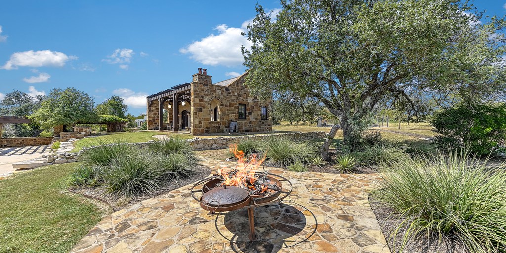 2515 Boot Ranch Circle Fredericksburg TX 78624