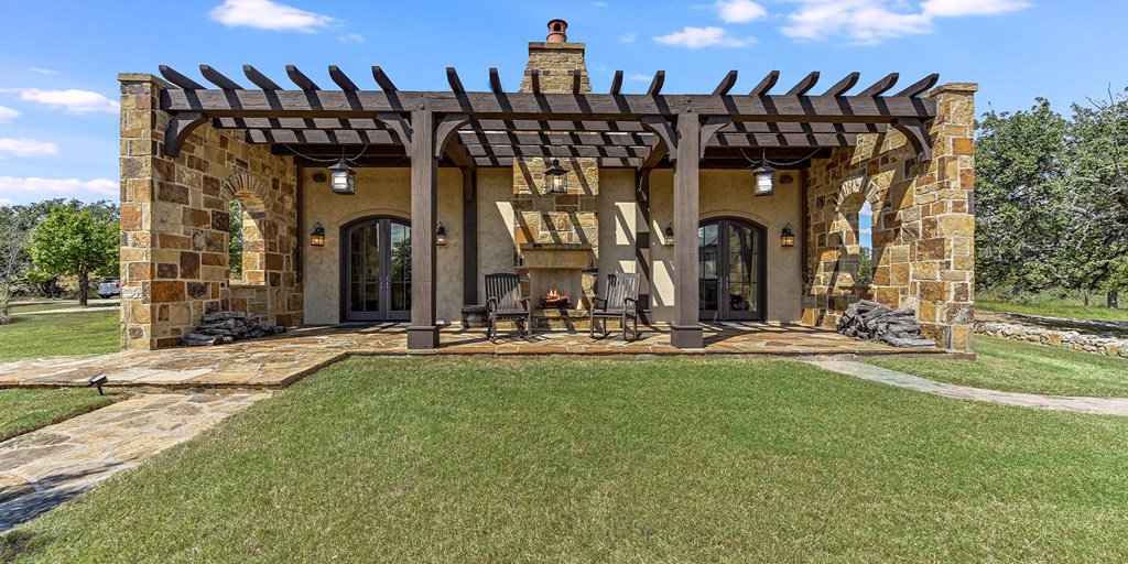 2515 Boot Ranch Circle Fredericksburg TX 78624