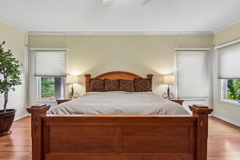 283 W Lacey Oak Parkway Kerrville TX 78028