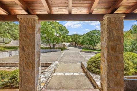 2320 Summit Forest Fredericksburg TX 78624