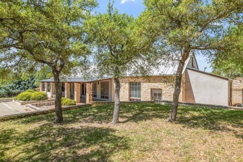 2320 Summit Forest Fredericksburg TX 78624