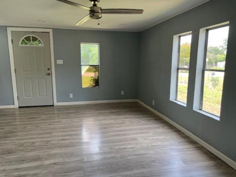 1803 S Pecan Street Brady TX 76825