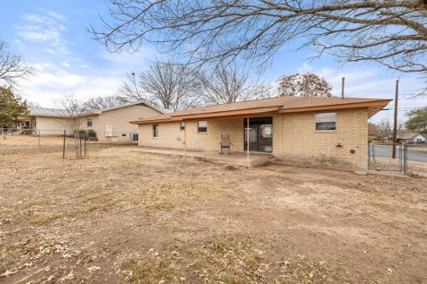 618 Cross Mountain Drive Fredericksburg TX 78624