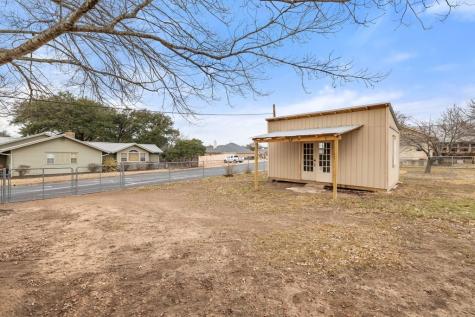 618 Cross Mountain Drive Fredericksburg TX 78624