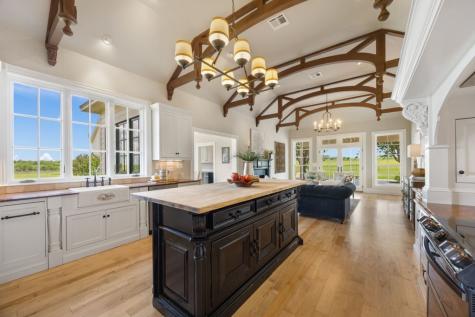 466 German Lane Fredericksburg TX 78624