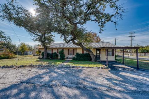 605 W Ash Drive Johnson City TX 78636