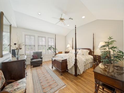217 W Morse Street Fredericksburg TX 78624