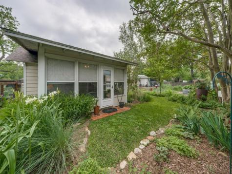 217 W Morse Street Fredericksburg TX 78624