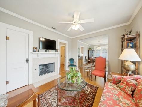 217 W Morse Street Fredericksburg TX 78624