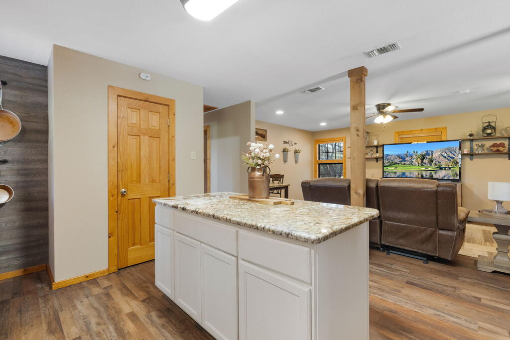 222 Spanish Oak Trail Harper TX 78631