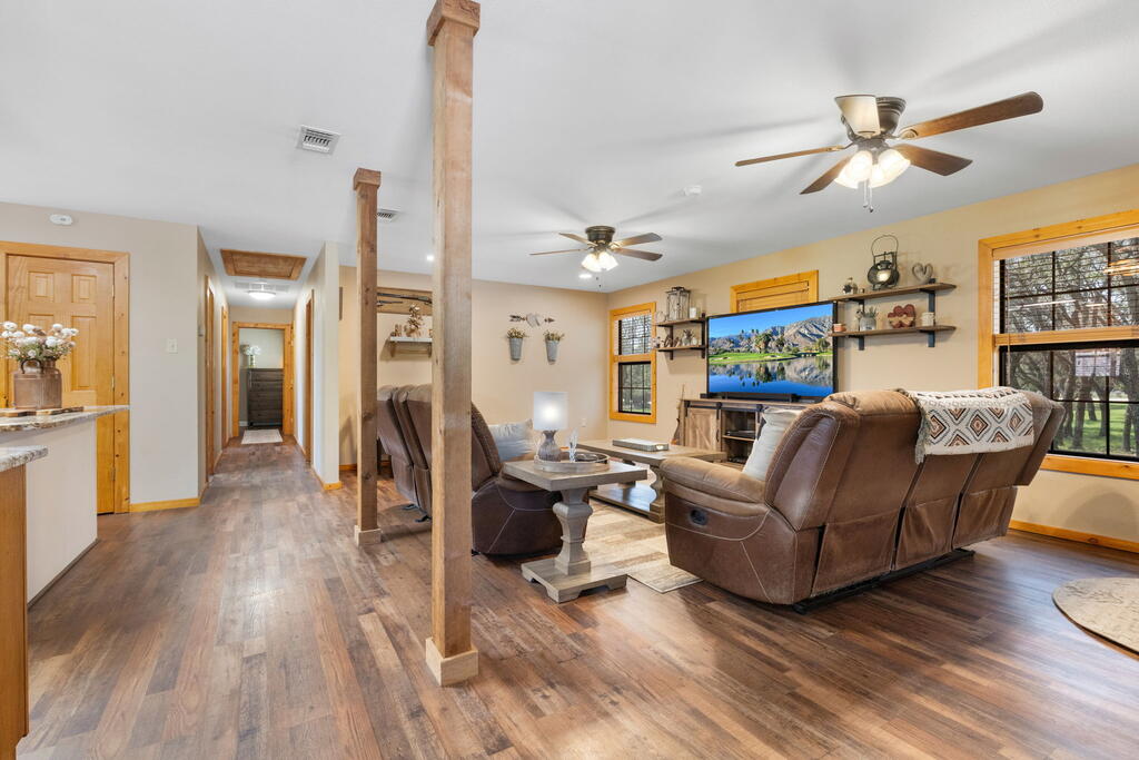 222 Spanish Oak Trail Harper TX 78631