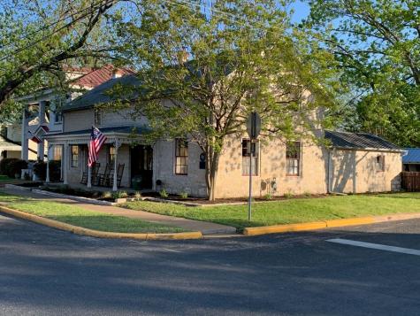 125 W San Antonio Street Fredericksburg TX 78624