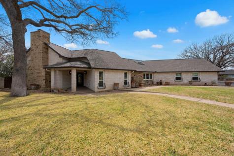 403 Candlelight Circle Fredericksburg TX 78624