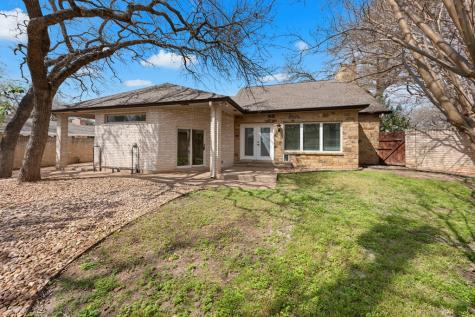 403 Candlelight Circle Fredericksburg TX 78624