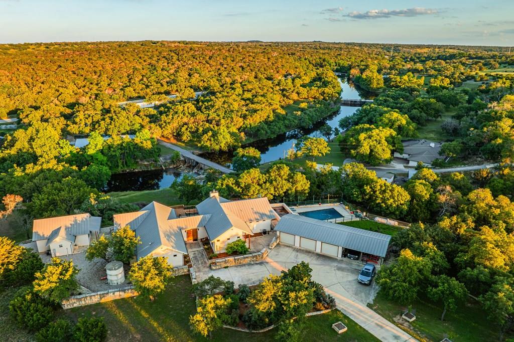 364 Wolf Creek Road Fredericksburg TX 78624