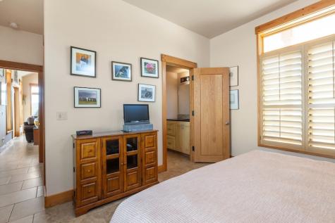 364 Wolf Creek Road Fredericksburg TX 78624