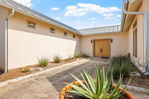 364 Wolf Creek Road Fredericksburg TX 78624
