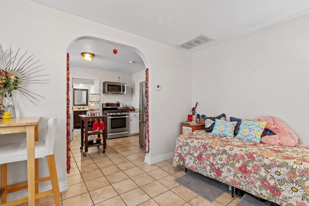 703 E Highway Street Fredericksburg TX 78624
