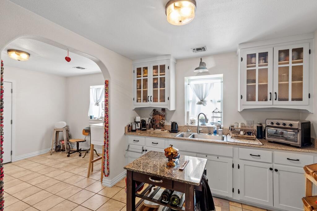 703 E Highway Street Fredericksburg TX 78624