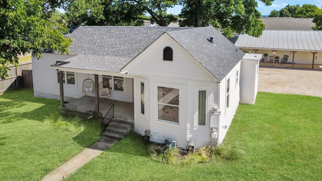 703 E Highway Street Fredericksburg TX 78624
