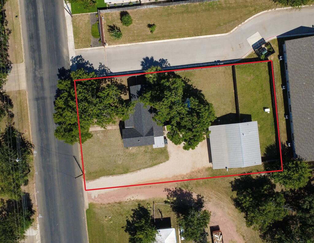 703 E Highway Street Fredericksburg TX 78624
