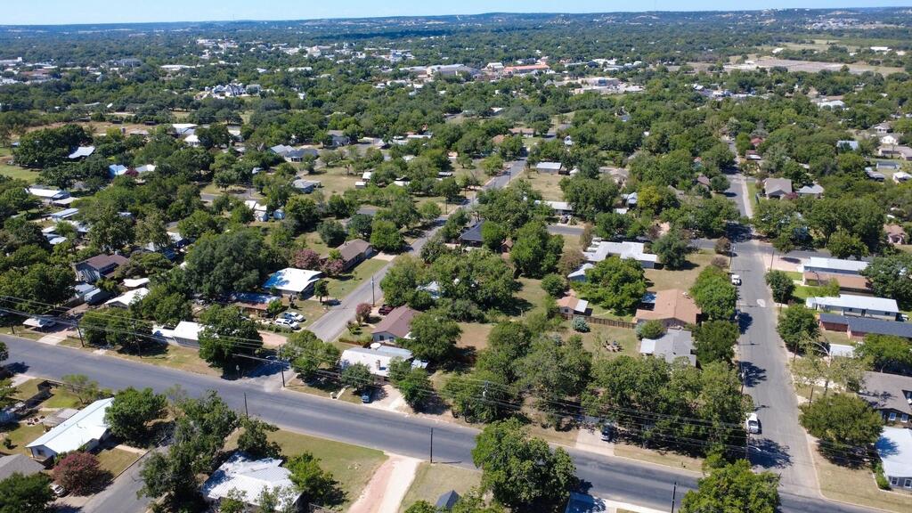 703 E Highway Street Fredericksburg TX 78624